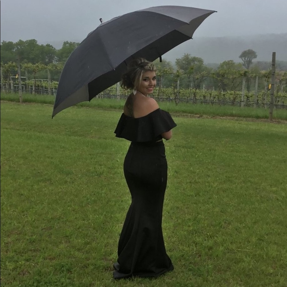 Black Prom Dress